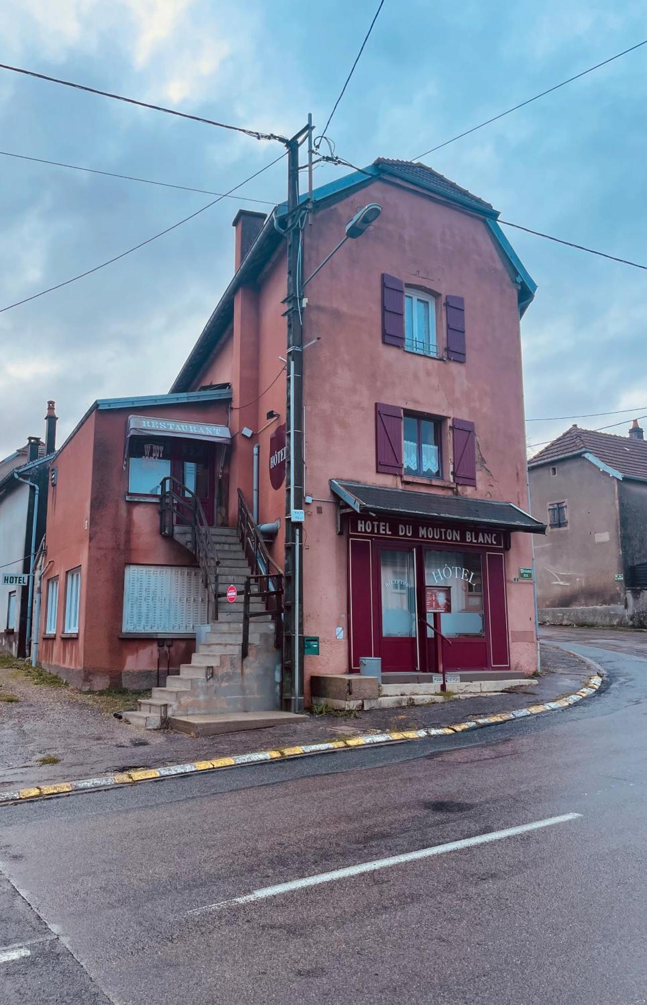 L'Hotel Du Mouton Blanc Fresne-Saint-Mames Kültér fotó